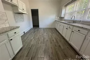 4028 Leo St, Winston Salem, NC 27105 - Photo 6