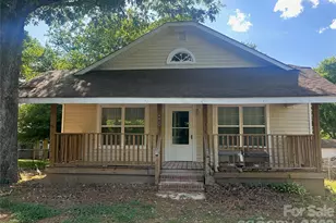 4028 Leo St, Winston Salem, NC 27105 - Photo 2