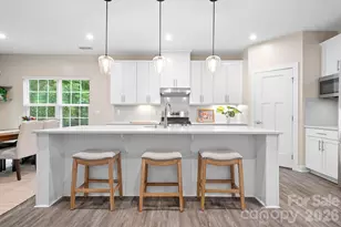 9233 Hollow Bend Dr, Huntersville, NC 28078 - Photo 6