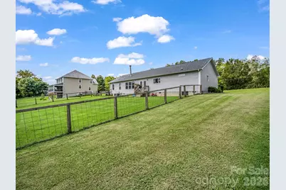 213 Big Oak Road, Hendersonville, NC 28792 - Photo 12