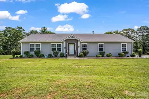 213 Big Oak Rd, Hendersonville, NC 28792 - Photo 4