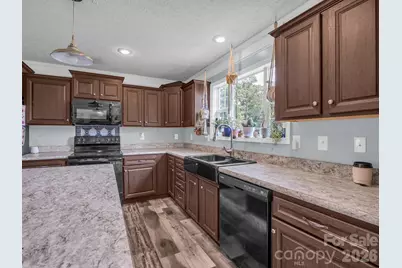 213 Big Oak Road, Hendersonville, NC 28792 - Photo 18