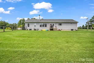213 Big Oak Rd, Hendersonville, NC 28792 - Photo 10