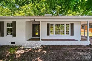 1409 Woodberry Rd, Charlotte, NC 28212 - Photo 2