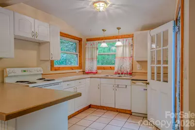 24 Moore Circle, Black Mountain, NC 28711 - Photo 14