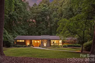 1916 Fair Forest Dr, Matthews, NC 28105 - Photo 4
