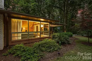 1916 Fair Forest Dr, Matthews, NC 28105 - Photo 2