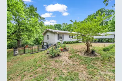 408 Hollis Road, Ellenboro, NC 28040 - Photo 6
