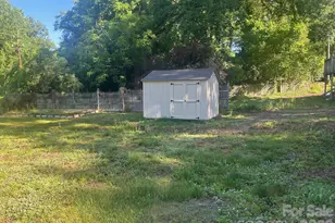 831 Jackson St, Gastonia, NC 28052 - Photo 4
