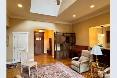 894 Dunroy Drive, Hendersonville, NC 28739 - Photo 10