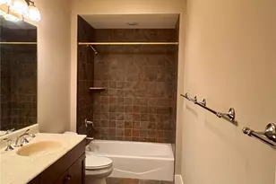 894 Dunroy Dr, Hendersonville, NC 28739 - Photo 24