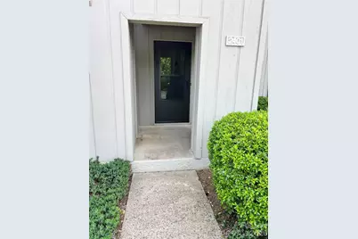 2401 Abbey Circle, Asheville, NC 28805 - Photo 2