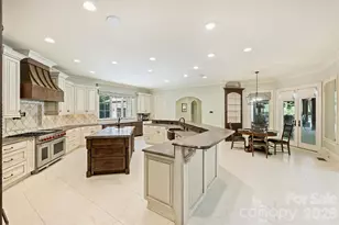 4901 Carmel Park Dr, Charlotte, NC 28226 - Photo 8