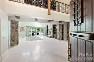 4901 Carmel Park Dr, Charlotte, NC 28226 - Photo 4