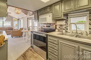 161 Summer Pl Dr, Waynesville, NC 28785 - Photo 10