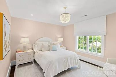 2638 Hampton Avenue, Charlotte, NC 28207 - Photo 38
