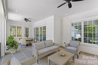 2638 Hampton Avenue, Charlotte, NC 28207 - Photo 46