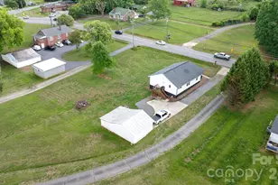3941 Springs Rd, Conover, NC 28613 - Photo 20