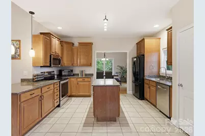 16 Lancaster Lane, Weaverville, NC 28787 - Photo 10