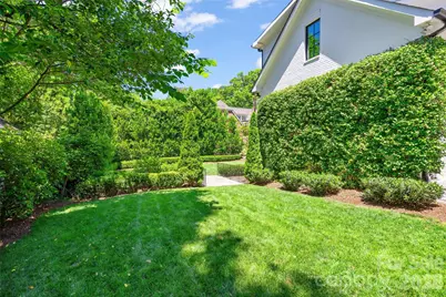 700 Cherokee Road, Charlotte, NC 28207 - Photo 46