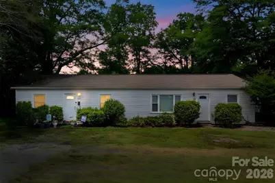 414 E Wilkins Street, Dallas, NC 28034 - Photo 4