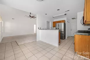 9824 Andi Kathryn Ct, Charlotte, NC 28214 - Photo 10
