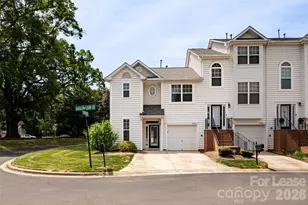 2762 Avalon Loop Rd, Charlotte, NC 28269 - Photo 1