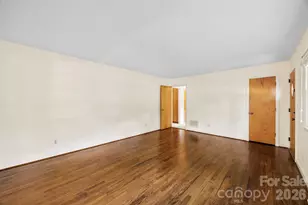 3342 Gardner Park Dr, Gastonia, NC 28054 - Photo 4