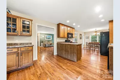 530 Windom Cove, Burnsville, NC 28714 - Photo 10