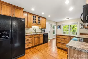 530 Windom Cv, Burnsville, NC 28714 - Photo 12