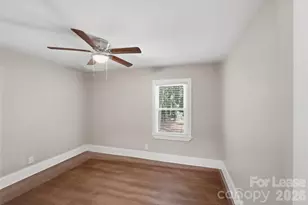 4239 Dinglewood Ave, Charlotte, NC 28205 - Photo 16
