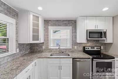 4239 Dinglewood Avenue, Charlotte, NC 28205 - Photo 10