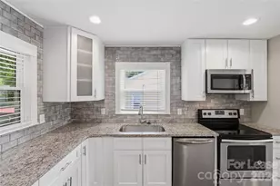 4239 Dinglewood Ave, Charlotte, NC 28205 - Photo 10