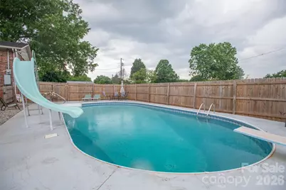 5460 Clover Street, Hickory, NC 28602 - Photo 6