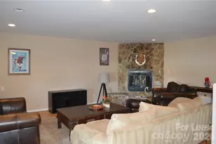 17701 Burnt Hickory Dr, Charlotte, NC 28278 - Photo 8
