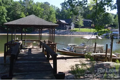 17701 Burnt Hickory Drive, Charlotte, NC 28278 - Photo 14