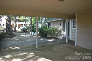 17701 Burnt Hickory Dr, Charlotte, NC 28278 - Photo 16