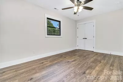4 Barnes Road, Asheville, NC 28803 - Photo 30