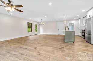 4 Barnes Rd, Asheville, NC 28803 - Photo 6