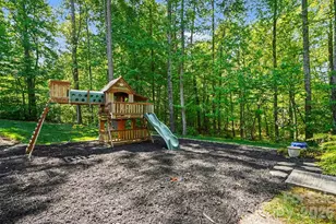 7250 Empire Dr, Mount Pleasant, NC 28124 - Photo 24