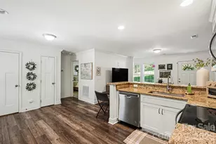 7250 Empire Dr, Mount Pleasant, NC 28124 - Photo 8