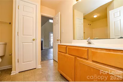 8415 Spirea Court, Charlotte, NC 28215 - Photo 12