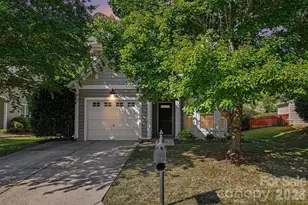 712 Tulip Tree Pl, Rock Hill, SC 29732 - Photo 2