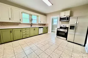 1225 W C St, Kannapolis, NC 28081 - Photo 8