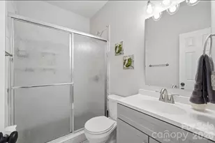 4432 Mountain Cove Dr, Charlotte, NC 28216 - Photo 16