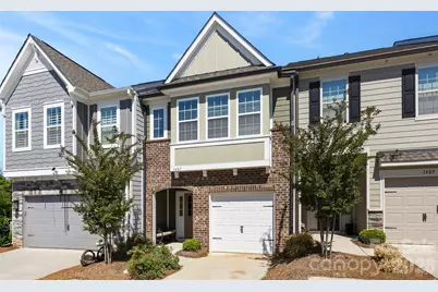 1407 Crest Creek Court, Clover, SC 29710 - Photo 2
