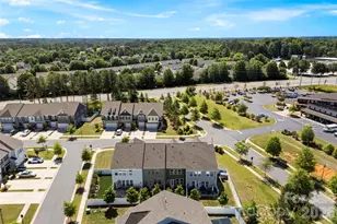 1407 Crst Crk Ct, Clover, SC 29710 - Photo 32