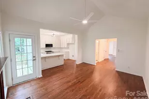 5908 Bookbinders Ln, Charlotte, NC 28270 - Photo 8
