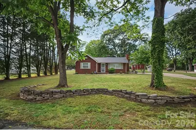 1305 Markway Street, Shelby, NC 28150 - Photo 2