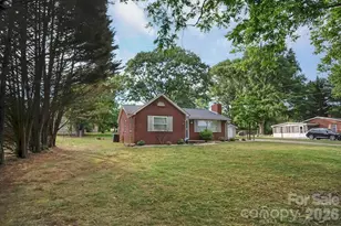 1305 Markway St, Shelby, NC 28150 - Photo 4